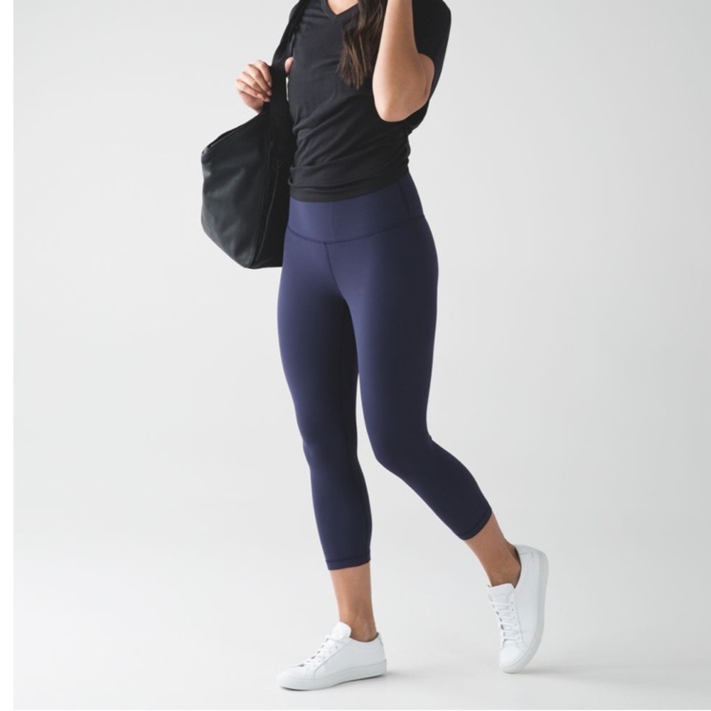 Lululemon Align Crop - Picture 3 of 4